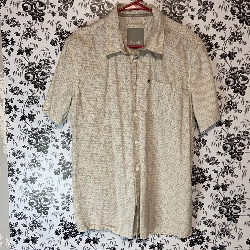 Bench Button Down Short Sleeve Shirt Size XL